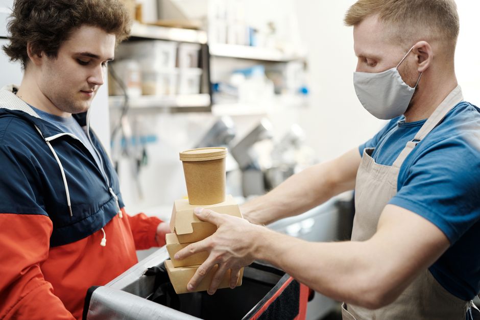 How Can I Order Safely at a Restaurant With Food Allergies?