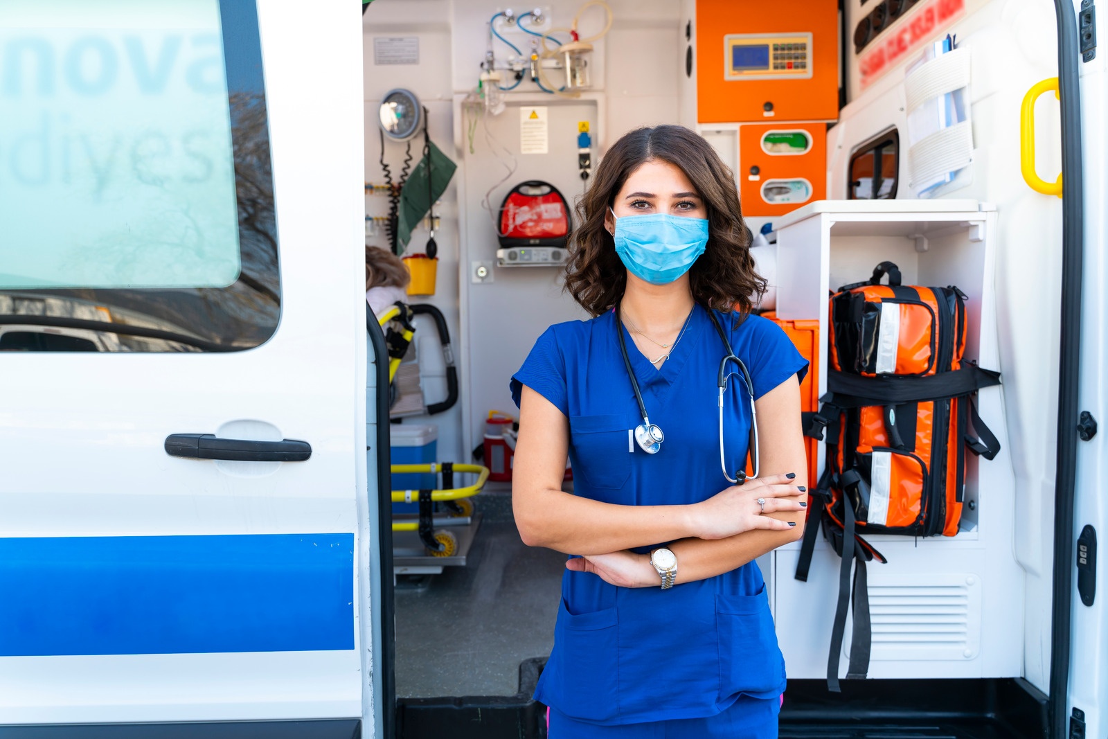 EMT Responsibilities in Independent Healthcare Teams: Professional Expectations